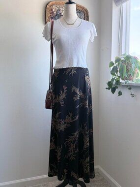 Vintage 90s black floral maxi skirt with elastic waistband
